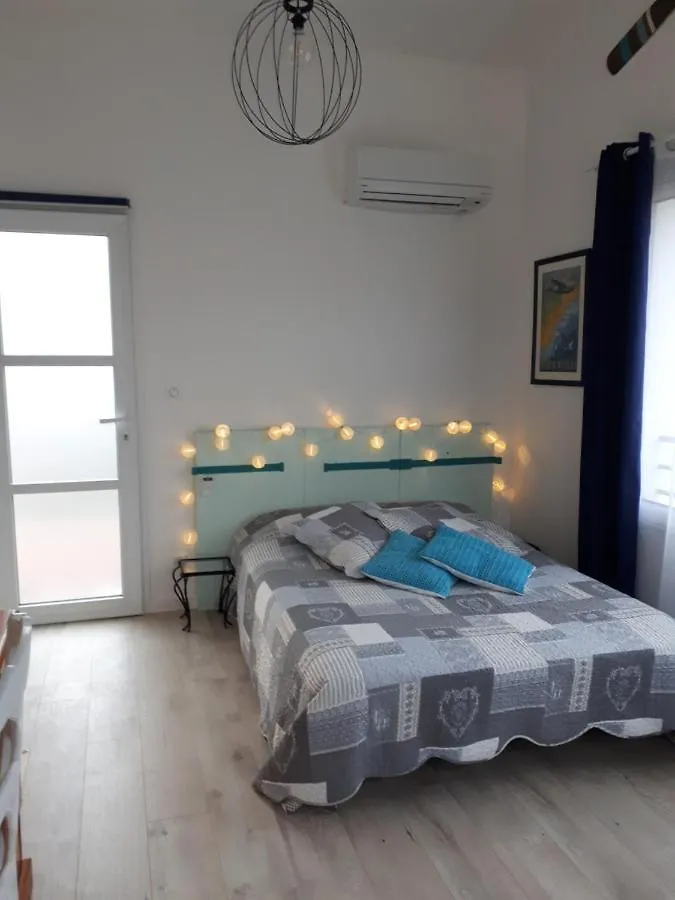 Apartment Joli Studio Entre La Mer Et La Ville Hyeres France